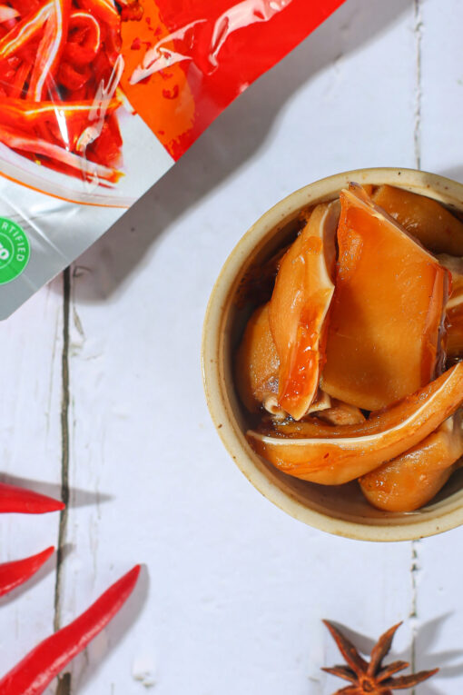 Tai heo ăn liền Delizone vị cay – cay xé lưỡi, giòn sần sật mê ly! 3